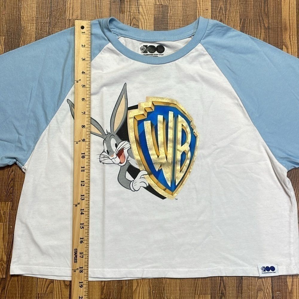 Warner Bros. 100th celebration Bugs Bunny oversize crop woman’s T-shirt size M - Picture 7 of 9